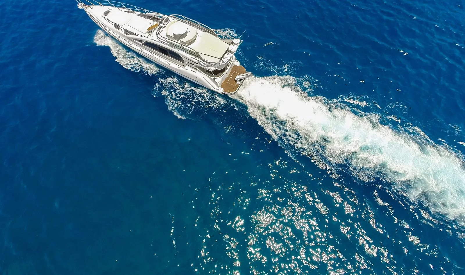 Yacht photo 6